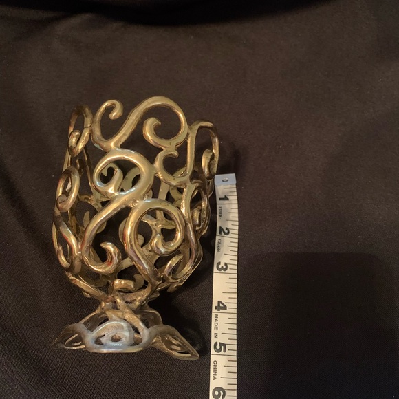 Ornate Brass Egg Sphere stand - Picture 4 of 5